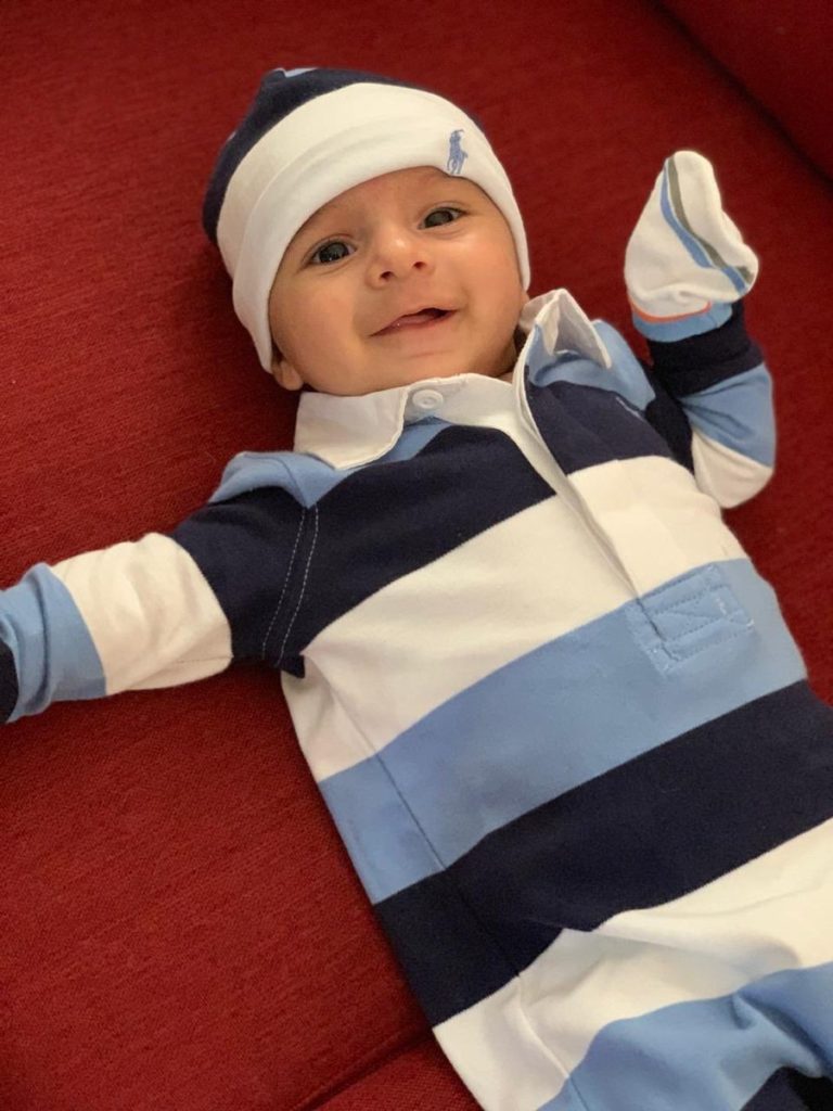 سوشل ميڊيا تي وائرل ٿيل شعيب ۽ ثانيا مرزا جي پُٽ جي تصوير